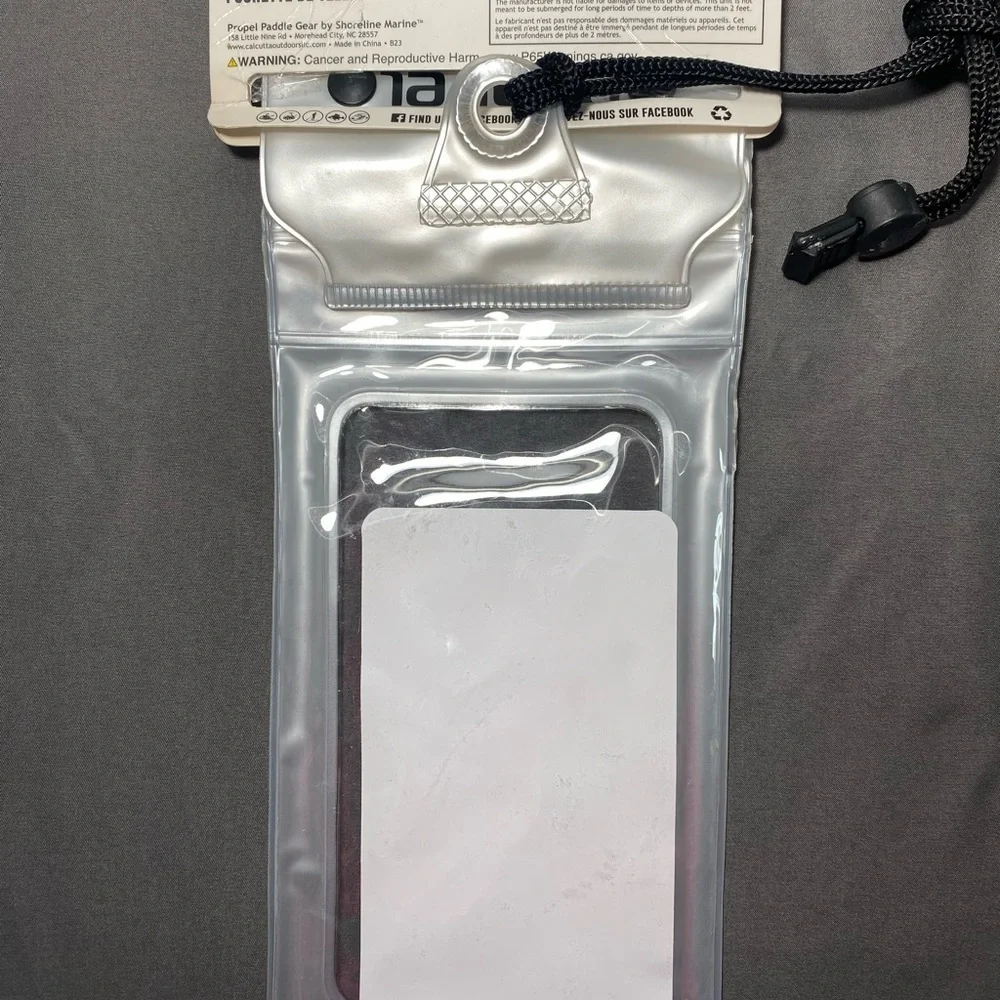 Propel Paddle Gear Waterproof Floating Cell Phone Pouch, Brand New